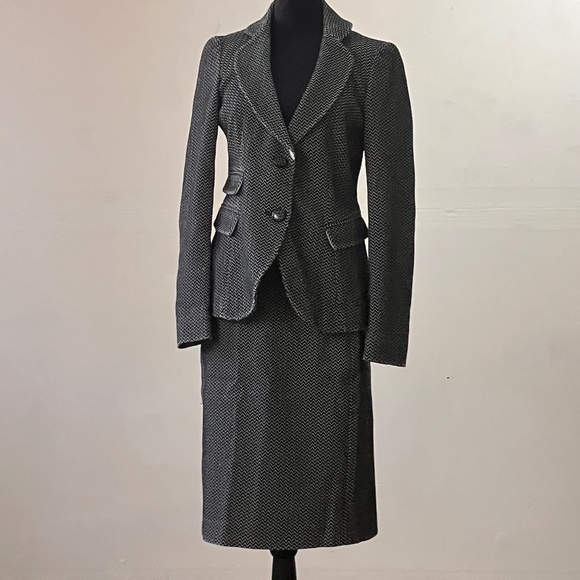 Armani Collezioni Blzck And White Chevron Suit - Picture 1 of 17